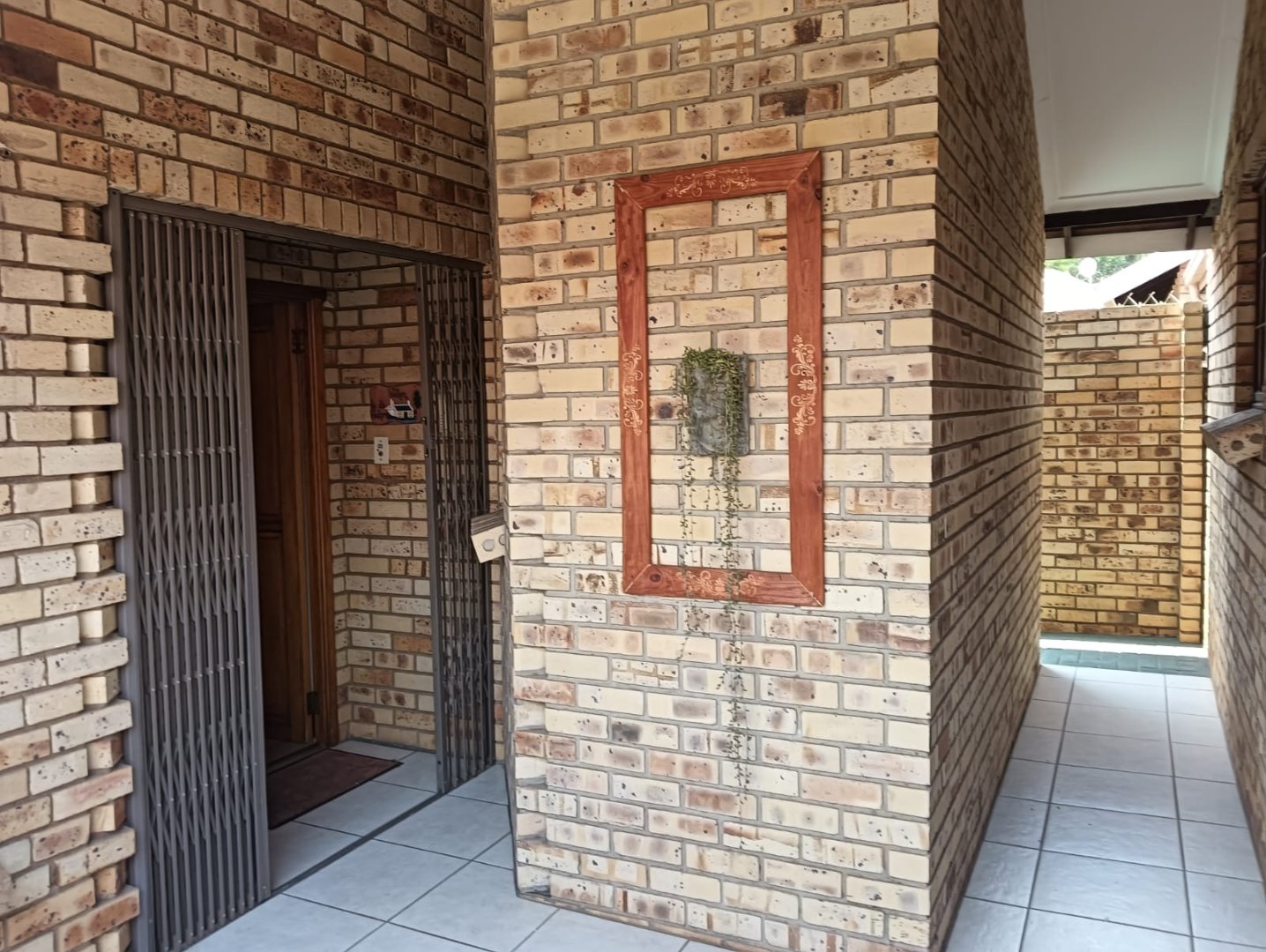 3 Bedroom Property for Sale in Safari Gardens North West